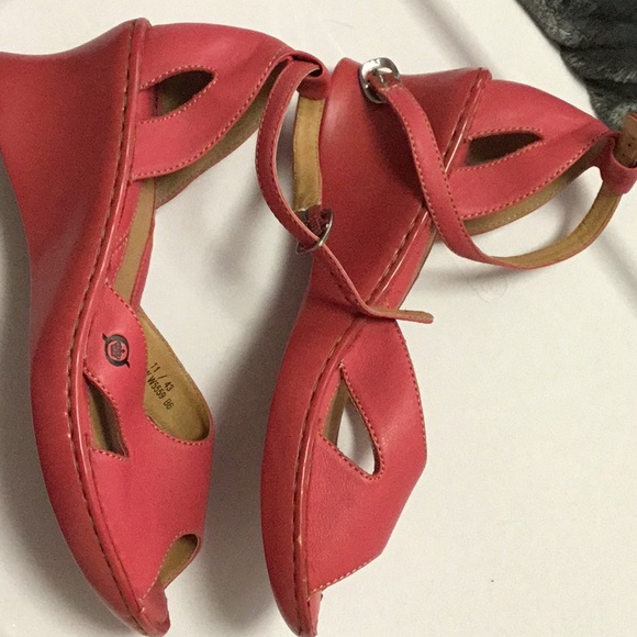 Shoes - Picture 4 of 12